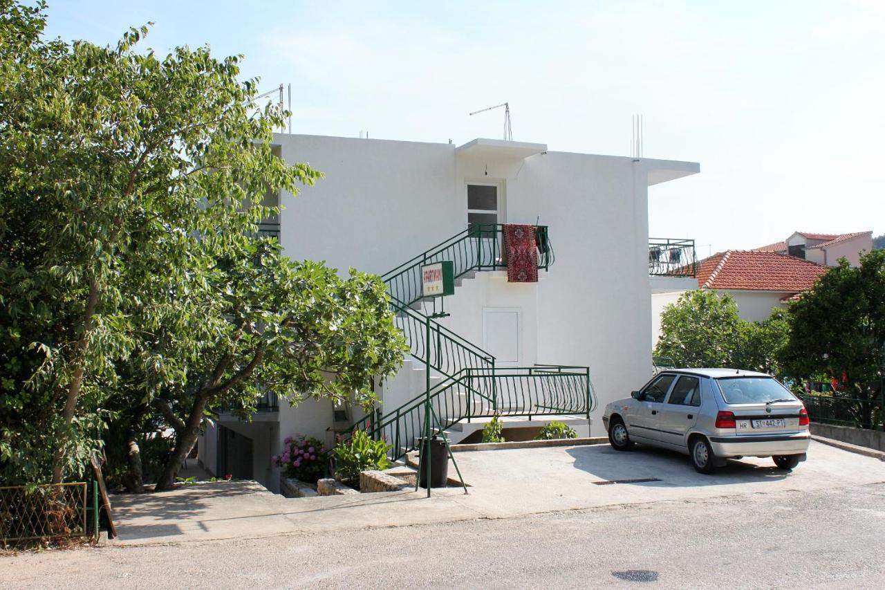 Apartments By The Sea Drvenik Donja Vala, Makarska - 6701 Bagian luar foto
