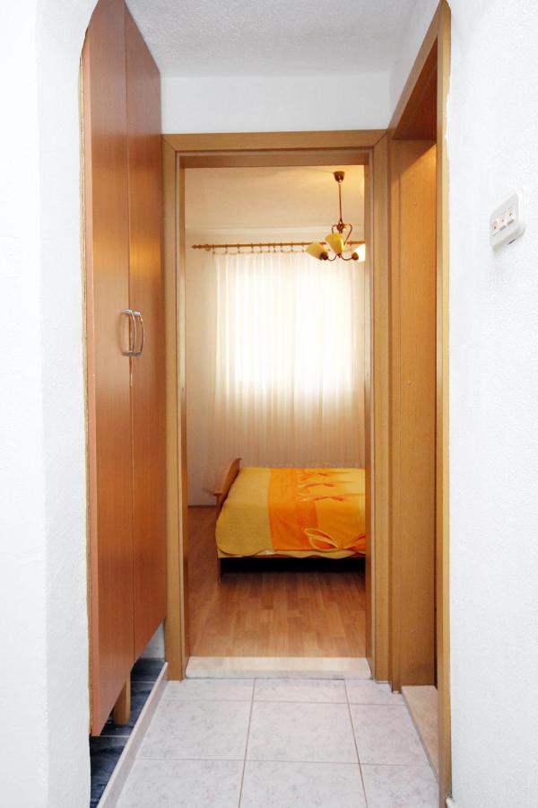 Apartments By The Sea Drvenik Donja Vala, Makarska - 6701 Bagian luar foto