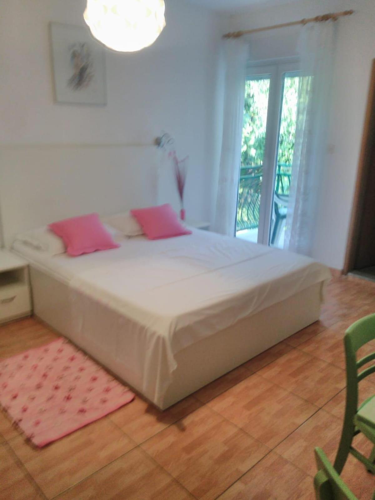 Apartments By The Sea Drvenik Donja Vala, Makarska - 6701 Bagian luar foto