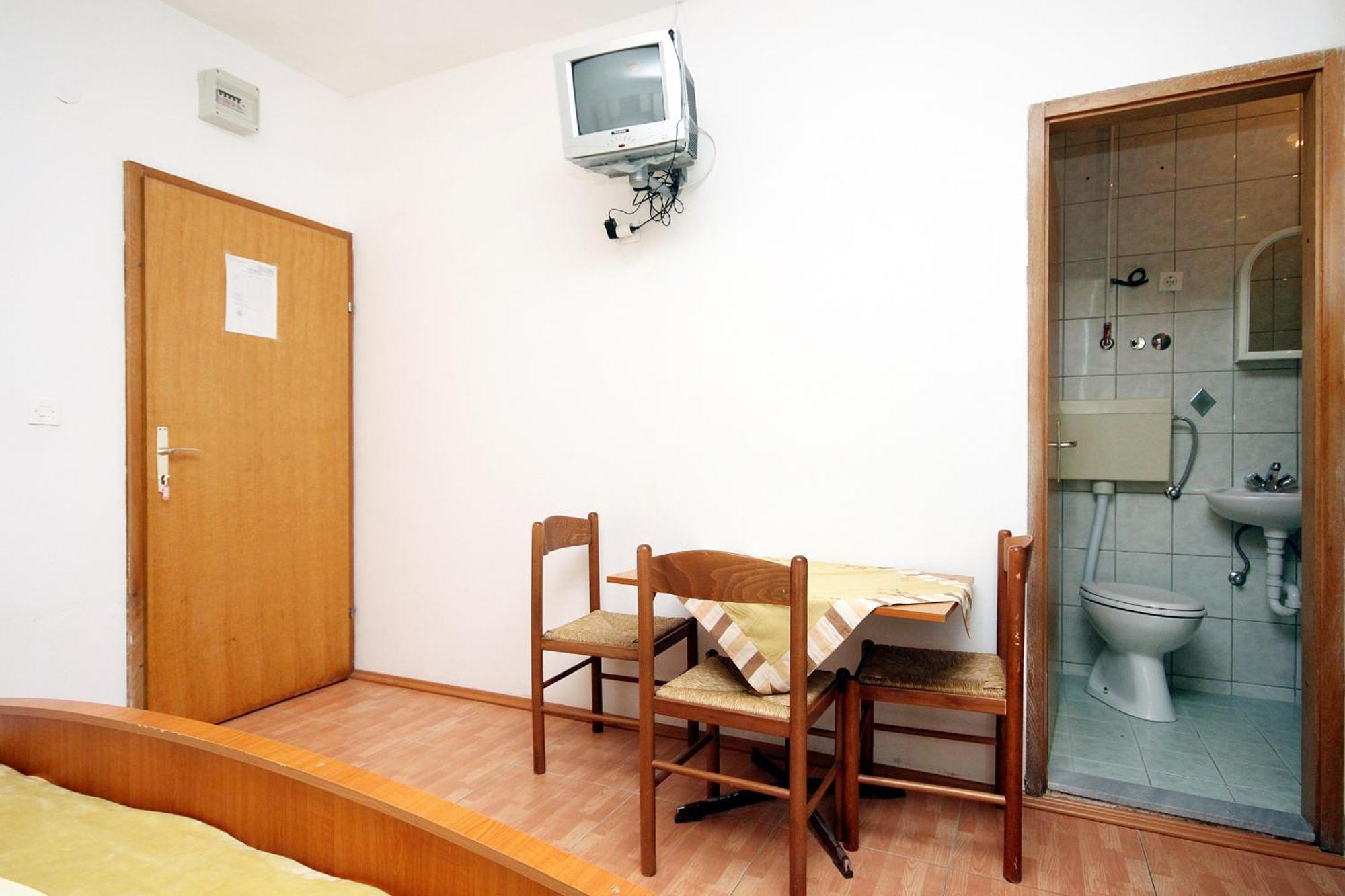 Apartments By The Sea Drvenik Donja Vala, Makarska - 6701 Ruang foto